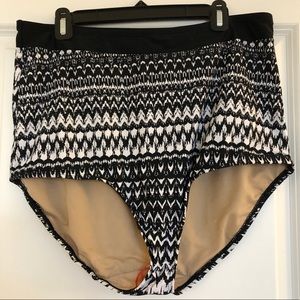 NWT High Waisted Bikini Bottom